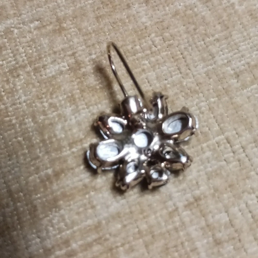 Liz Claiborne Gold Tone Blue/Green Rhinestone Flower Drop Earrings